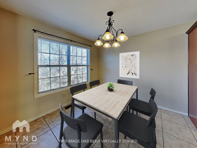 Foto del edificio - 2915 W Augusta Hills St