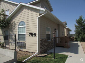Building Photo - 756 Earleen St