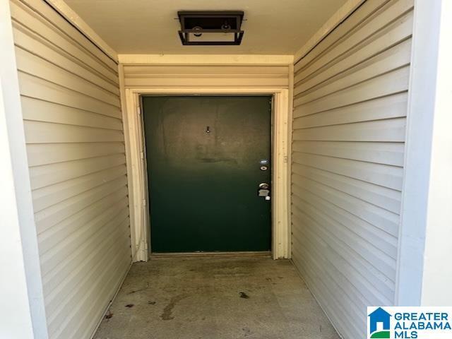 Foto del edificio - 501 Running Brook Rd