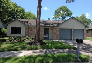 Building Photo - 13614 Salisbury Dr