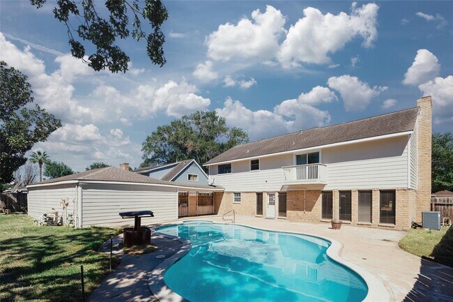 Foto del edificio - 1210 Westgreen Blvd