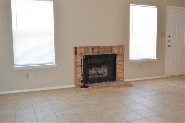 Building Photo - 1247 Dallas Dr