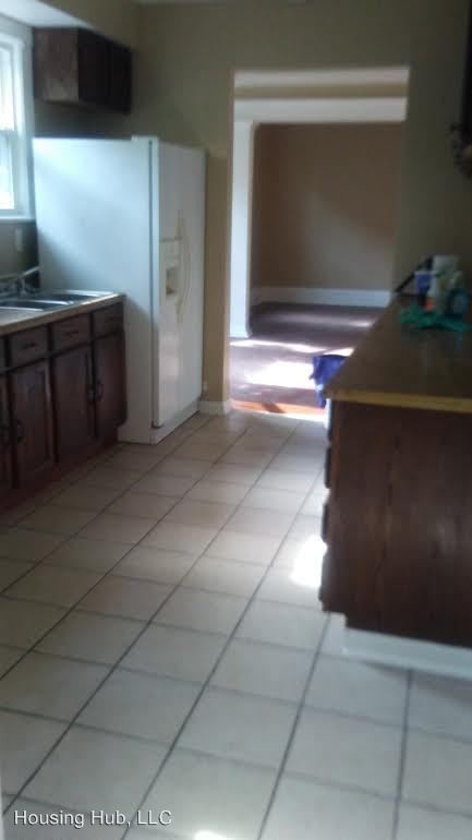 Building Photo - 5 br, 3 bath House - 2318 Irving Ave North