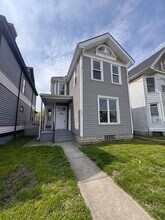 Building Photo - 821 Heaton St