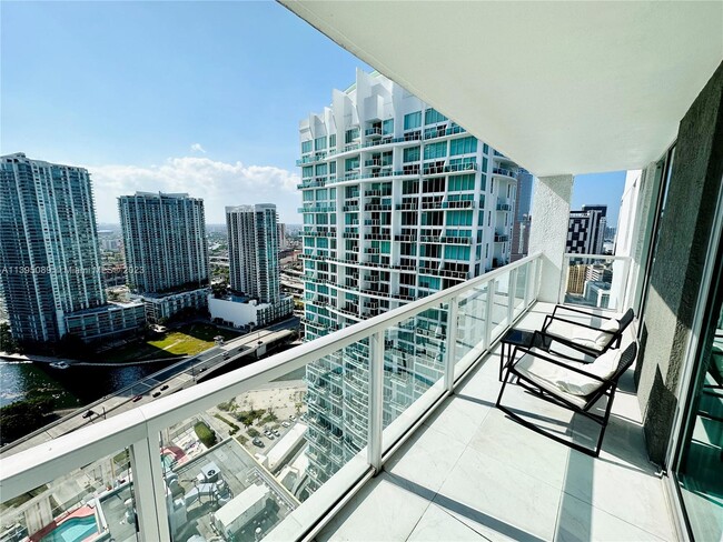 55 SE 6th St Unit 3800, Miami, FL 33131 - Room for Rent in Miami, FL ...