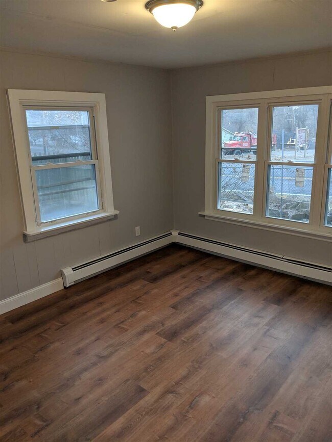 Building Photo - 531 Fishkill Ave