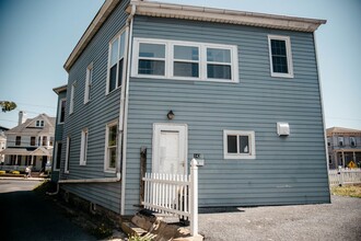 Building Photo - 143 S Union St