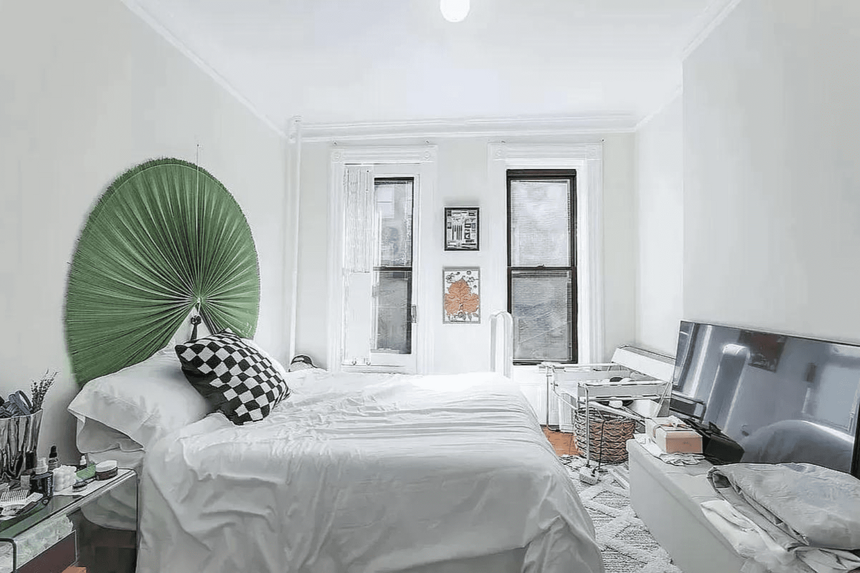 Foto principal - 426 E 73rd St