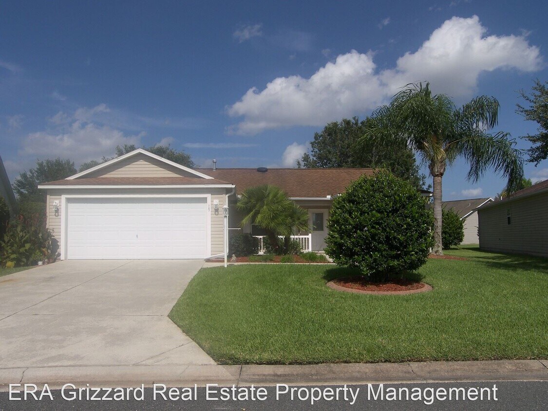 3 br, 2 bath House 767 Willington Way House Rental in The Villages