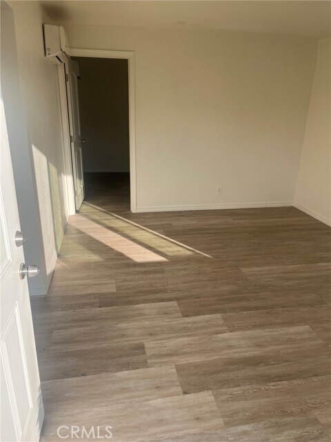 Foto del edificio - 12769 Yorba Ave