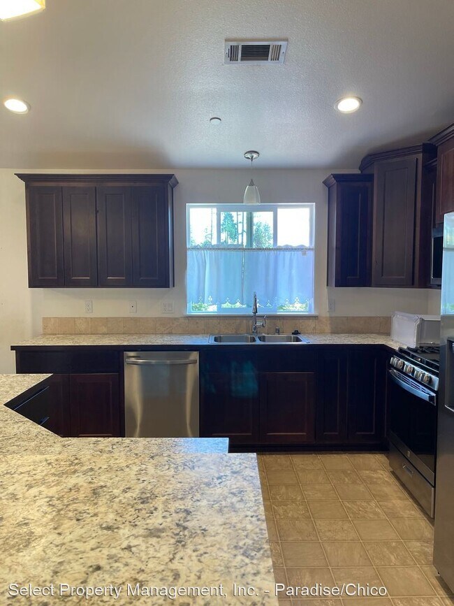 Building Photo - 3 br, 2 bath House - 5734 Copeland Unit A