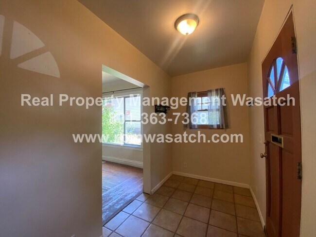 Foto del edificio - 1011 S Windsor St