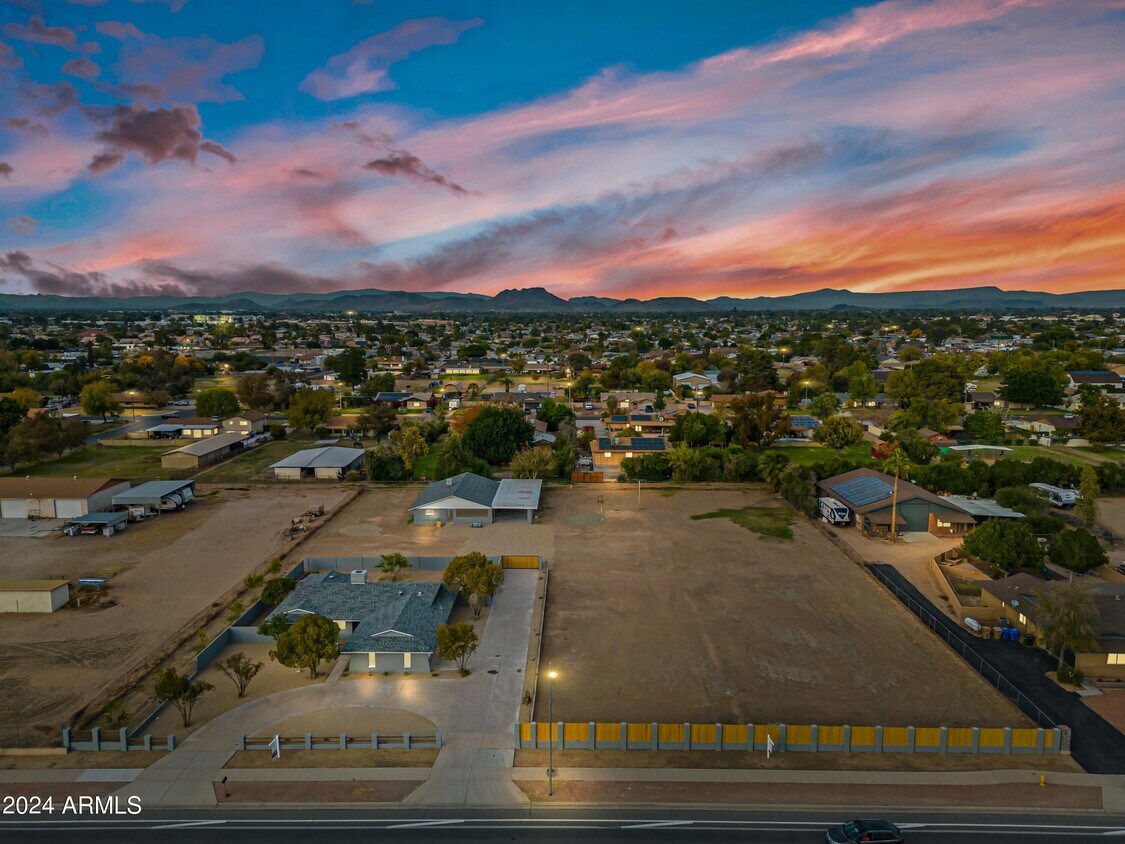 Foto principal - 4812 W Greenway Rd
