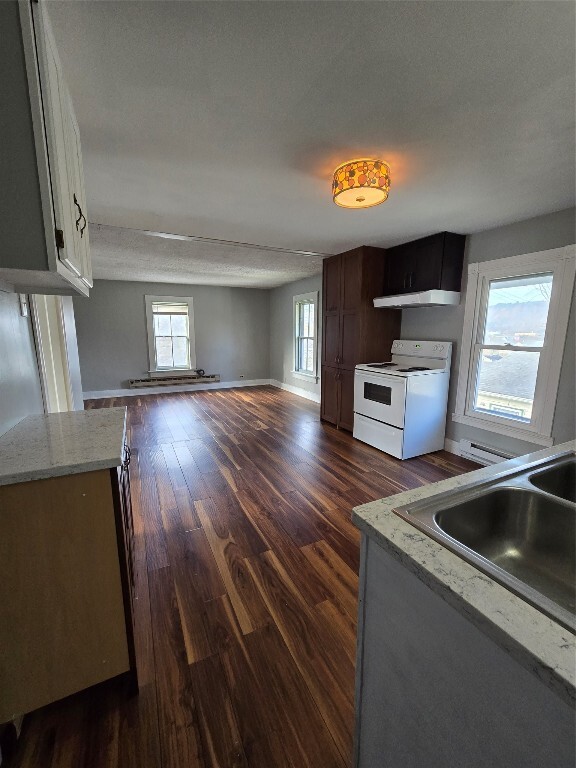 Building Photo - 5 Greene St