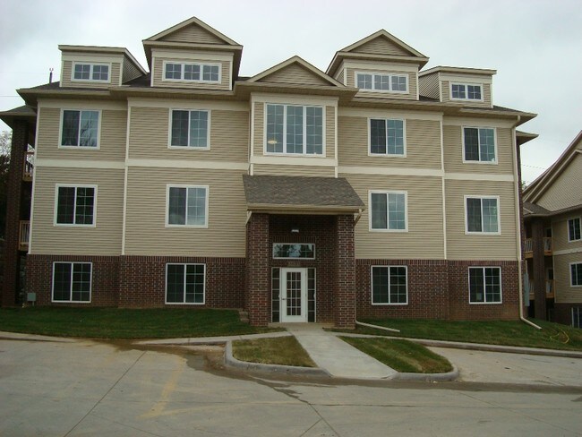 Building - 1848 W Benton St