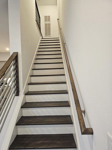 Photo - 700 James Ave Apartment