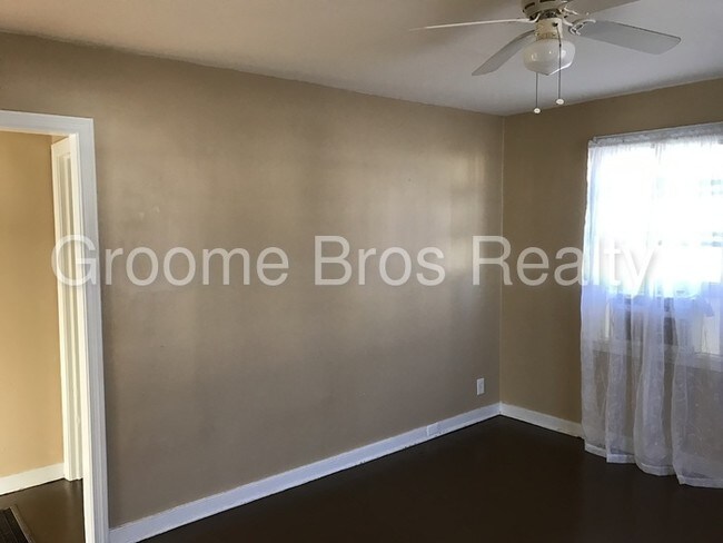 Foto del edificio - 2308 Yorktown Ave