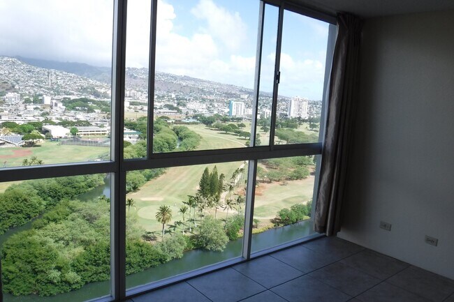Foto del edificio - 2211 Ala Wai Blvd