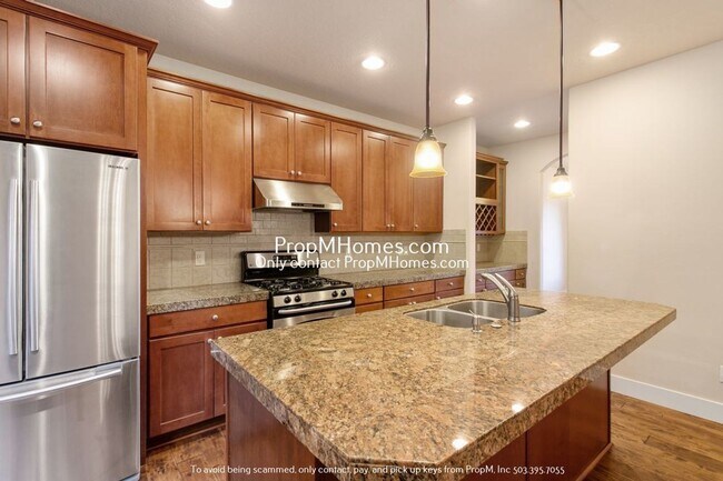 Building Photo - Your Wonderful Five Bedroom Home In NW Por...