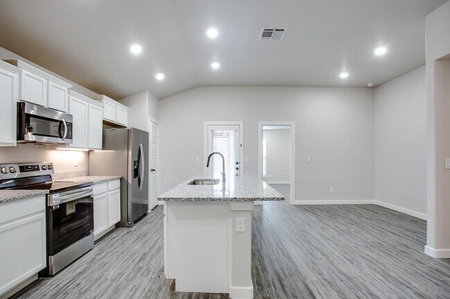 Building Photo - 10518 Abbeville Ave