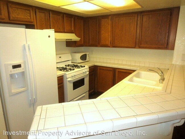 Building Photo - 1 br, 1 bath House - 9916 Scripps Westview...