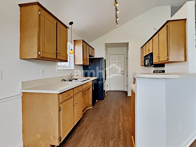 Building Photo - 603 Stone Meadow Court