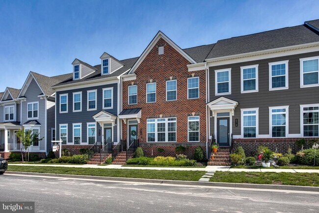 Foto del edificio - 6416 Greenleigh Ave