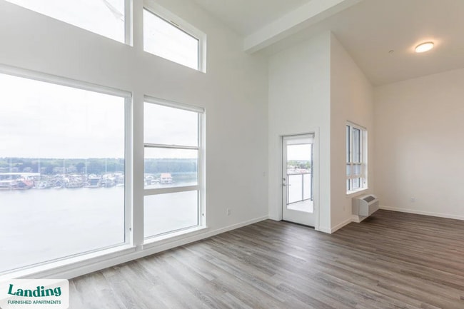 Building Photo - 1055 N Anchor Way