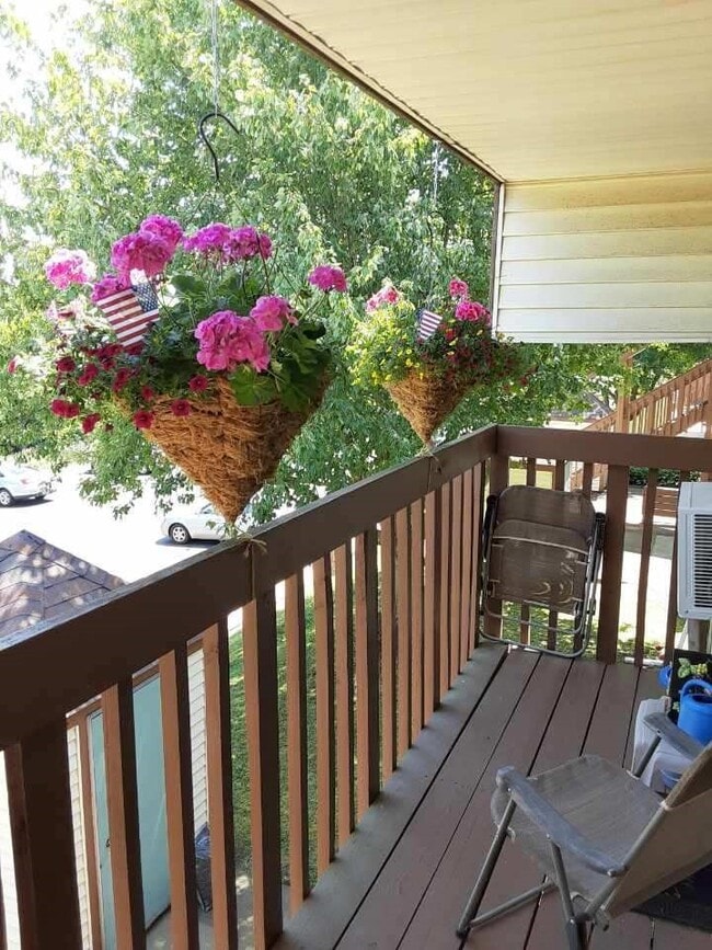 Balcony - 51506 Breezy Hill Rd