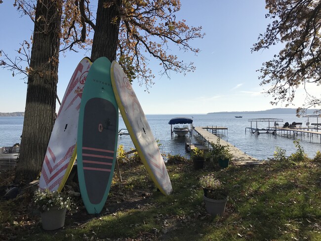 Foto del edificio - 2225 Middleton Beach Rd