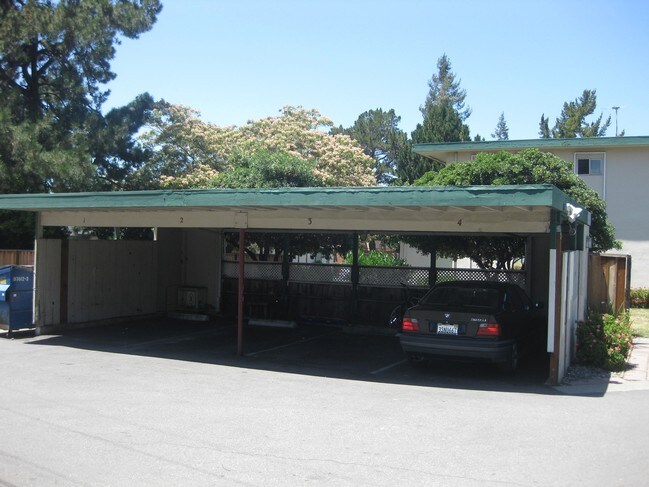 Building Photo - 1666 Adams Ave