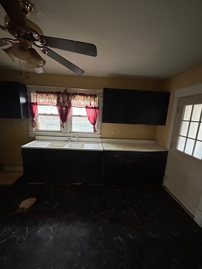 Foto del edificio - 606 Anderson St