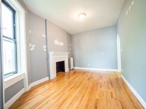 Building Photo - 799 Putnam Ave