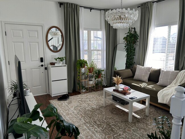 Foto del edificio - 411 Alyssa St