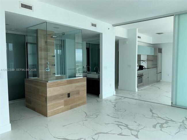 Building Photo - 1040 Biscayne Blvd