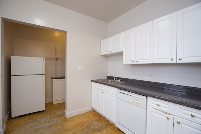 Foto del edificio - 1238 Oak Ave