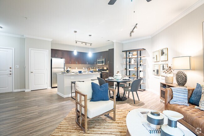 2HAB, 2BA - The Enclave at Potomac Club