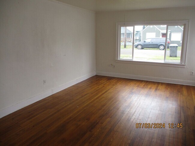 Foto del edificio - 256 Chenault Ave