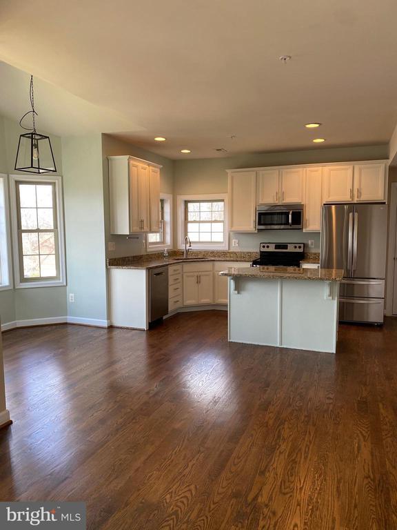 Foto principal - 10808 Highwood Pl