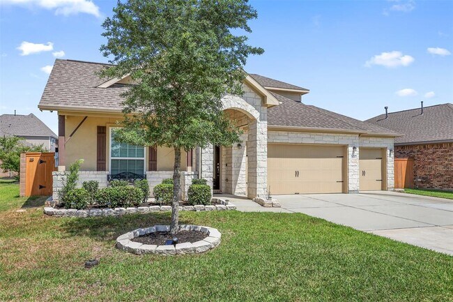Foto del edificio - 2701 Bayrose Dr