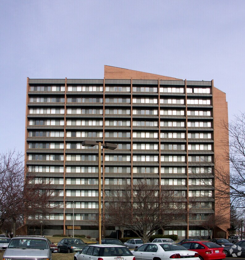 East Court Village Apartments 2200 E Court St Kankakee IL 60901 East Court Village Apartments 2200 E Court St Kankakee IL 60901
