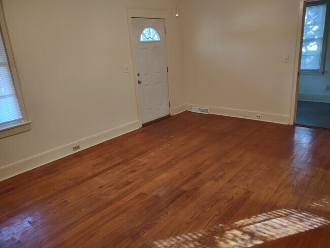 Foto del edificio - 405 Hemphill St