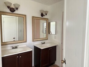 Building Photo - 3315 Honey Creek Dr