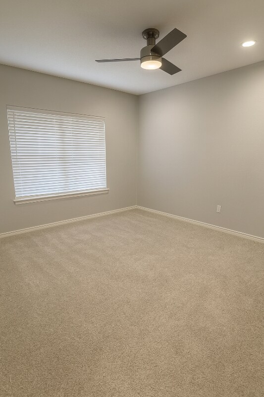 Foto del edificio - 3102 Kings Rd