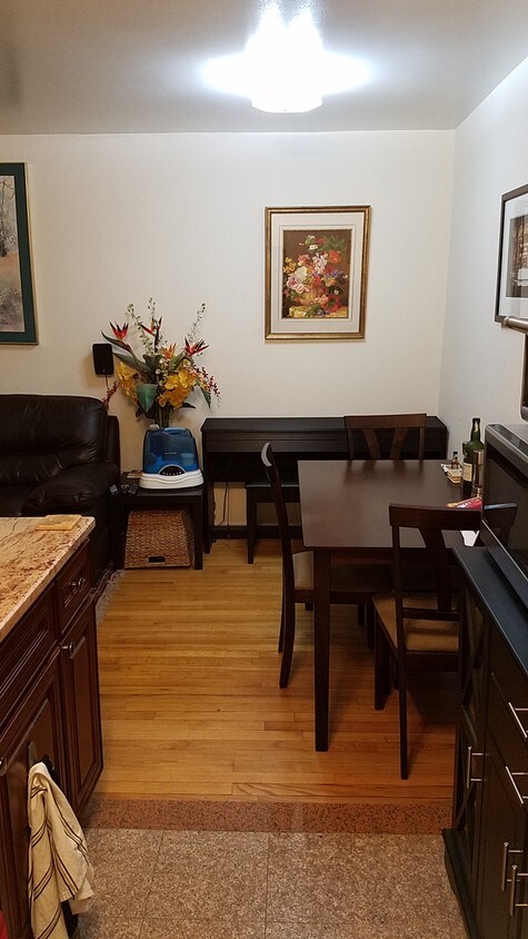 Foto principal - 303 E 85th St