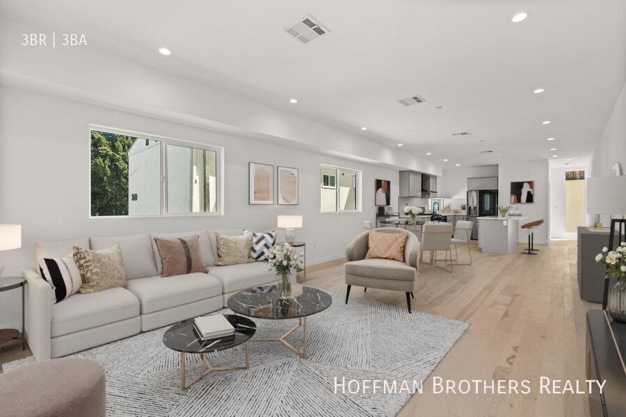 Foto principal - 3566 Eagle Rock Blvd