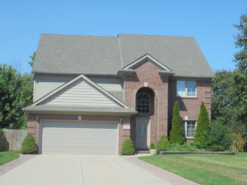 39283 Willowmere St, Harrison Township, MI 48045 House for Rent in