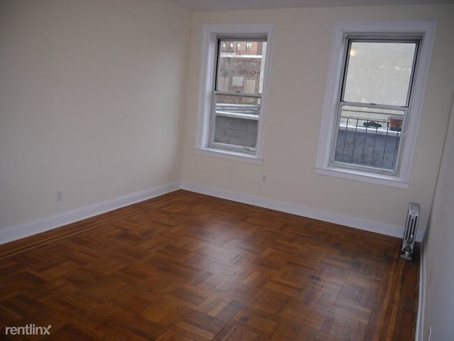 Building Photo - 140 Vermilyea Ave