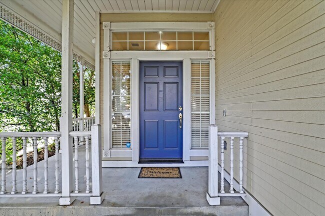 Building Photo - 1802 Henning Pl