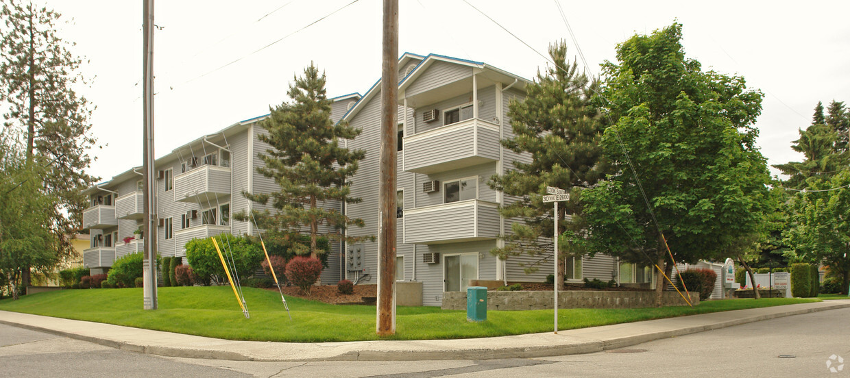 Primary Photo - Cornerstone Apartments